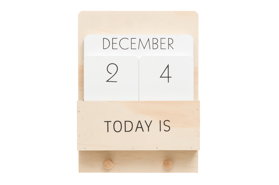 Väggkalender i trä