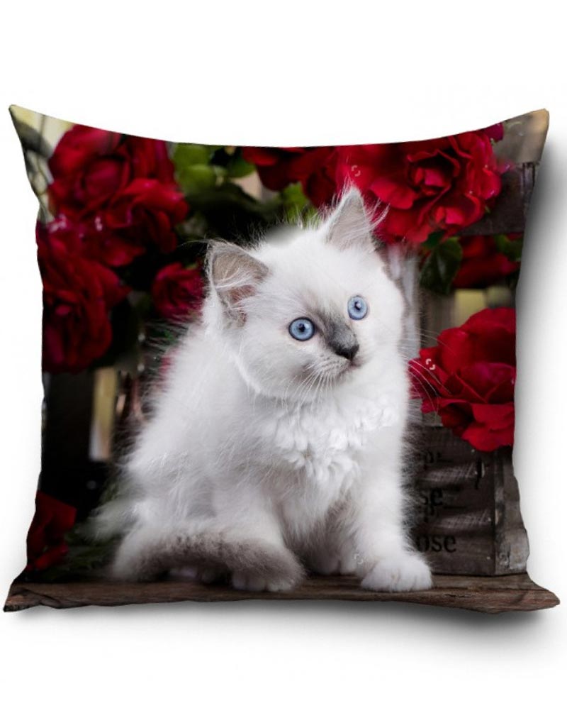 Vit katt med röda rosor - Kuddfodral 40x40cm